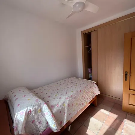 Adosado Con Jardin Urb Galia Ballena *