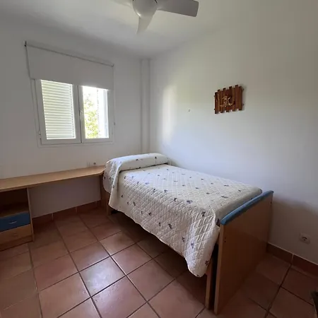 Adosado Con Jardin Urb Galia Ballena *