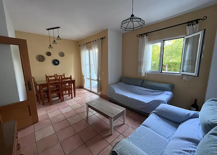 Adosado Con Jardin Urb Galia Ballena Feriehus Cádiz